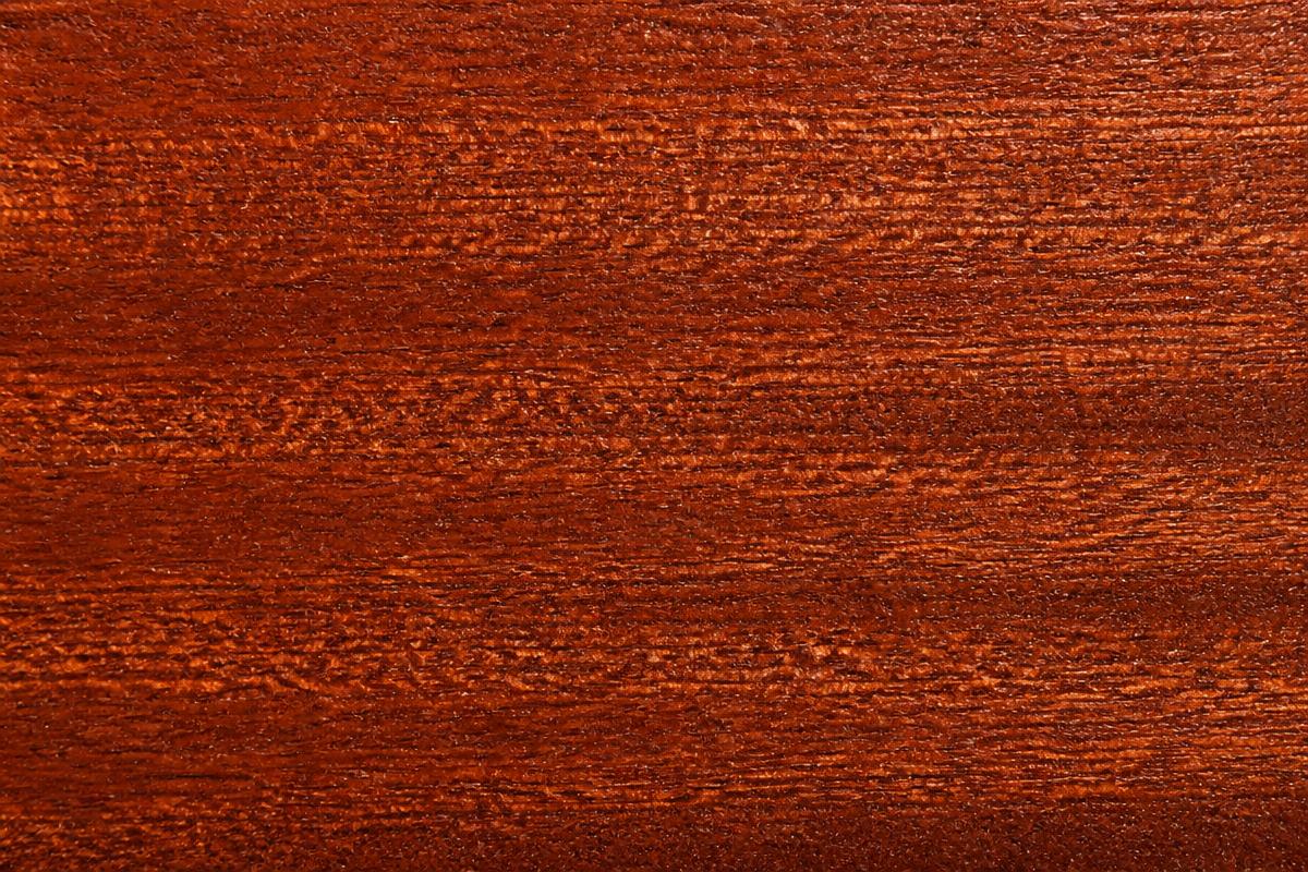 Grain and colour of Sapele (Entandrophragma cylindricum) hardwood
